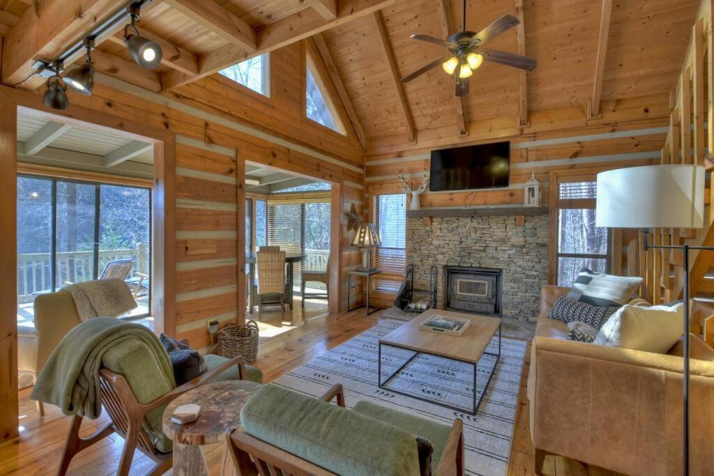 Waywish Waterfront Cabin In Blue Ridge Mountains Exterior photo