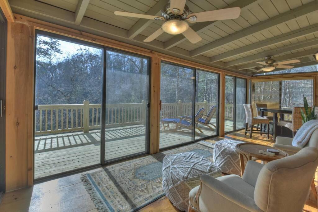 Waywish Waterfront Cabin In Blue Ridge Mountains Exterior photo