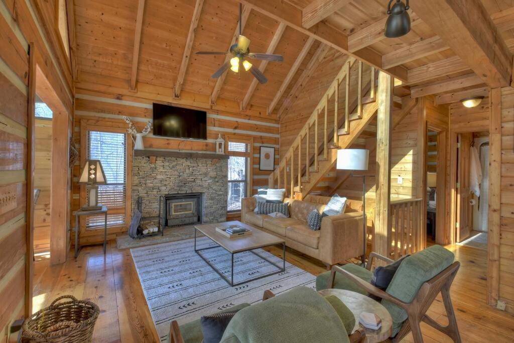Waywish Waterfront Cabin In Blue Ridge Mountains Exterior photo