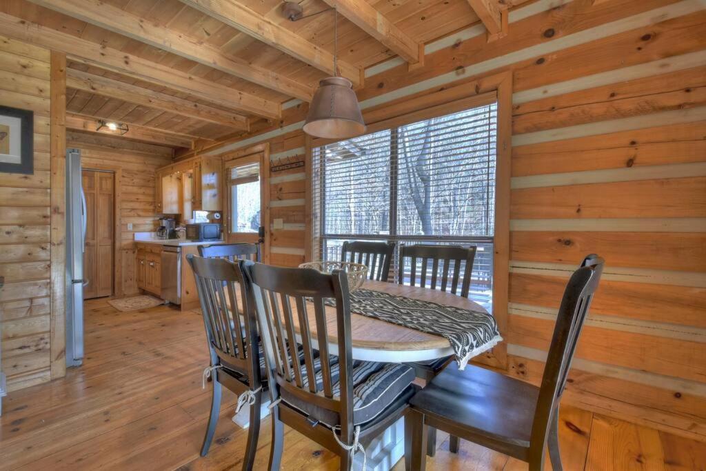 Waywish Waterfront Cabin In Blue Ridge Mountains Exterior photo