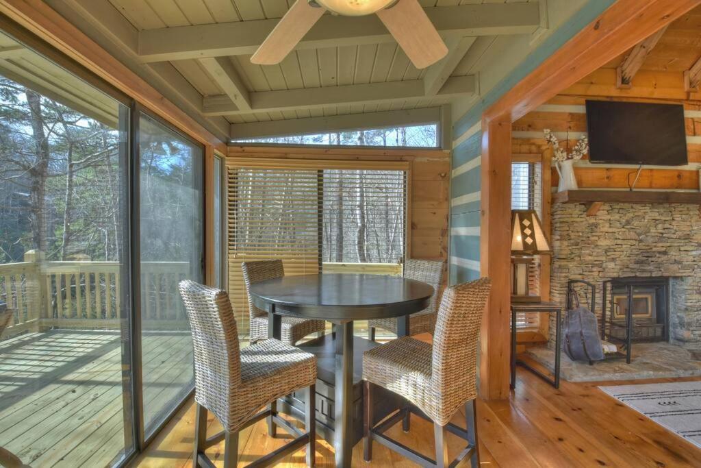 Waywish Waterfront Cabin In Blue Ridge Mountains Exterior photo