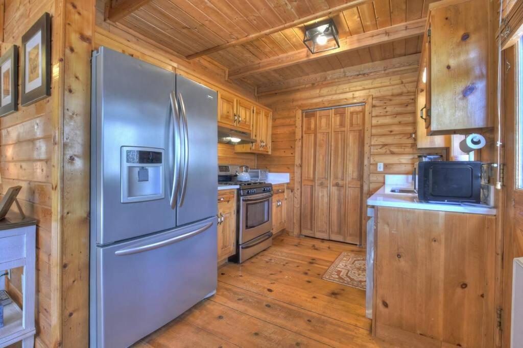 Waywish Waterfront Cabin In Blue Ridge Mountains Exterior photo